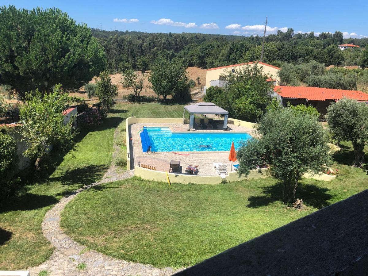 Ferienwohnung A Casa Amarela Pinheiro de Coja Exterior foto